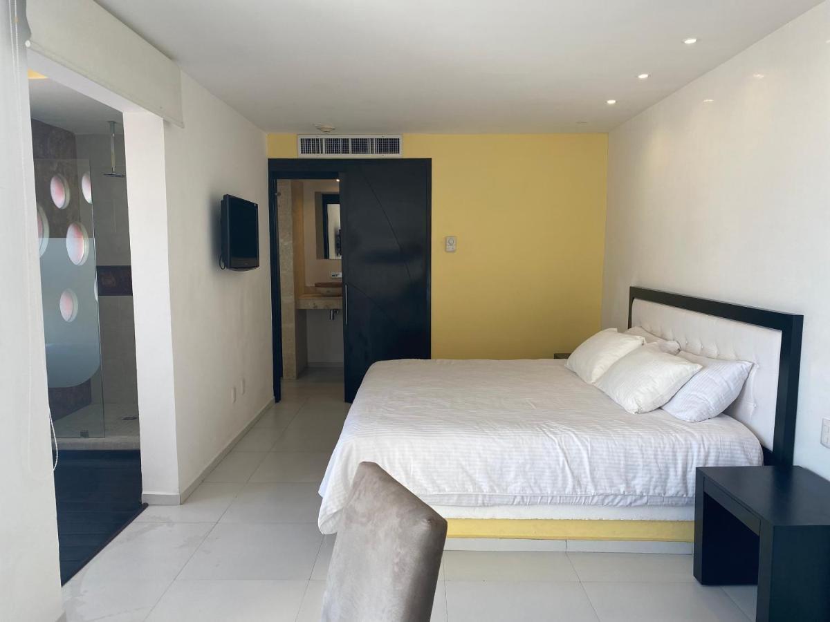 Cache Hostel & Hotel (Adults Only) Playa del Carmen Dış mekan fotoğraf