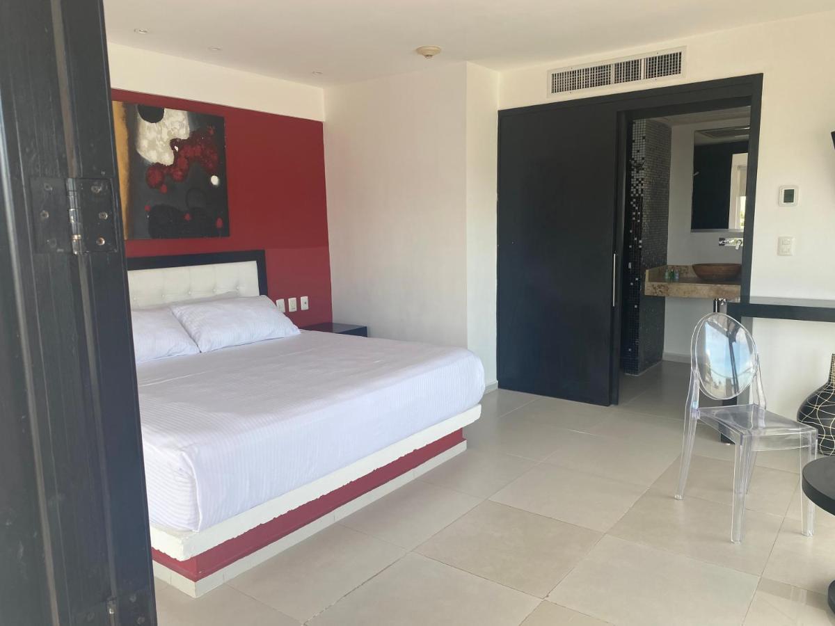 Cache Hostel & Hotel (Adults Only) Playa del Carmen Dış mekan fotoğraf